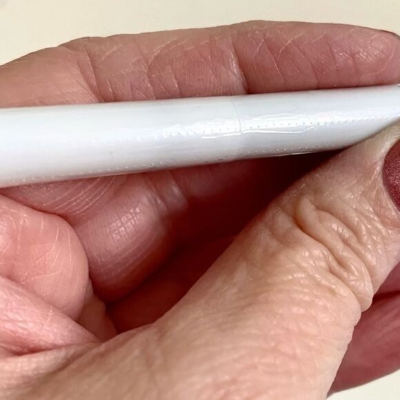 Lala Beauty Give Them Lala Precision Tip Pen Eyeliner in Black Smudge-Proof - Picture 3 of 6